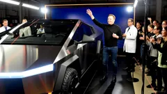 Tesla Options Signal Bullish Breakout at $500 Strike: Here’s How to Play the Short-Term Upside