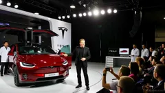 TSLA Options Signal $500 Bullish Battle: Call OI Surge and Block Trades Point to Strategic Entry Zones