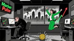 Bitcoin's On-Chain Stagnation and Structural Weakness: Assessing Consolidation Risks and Strategic Entry Points for Long-Term Investors