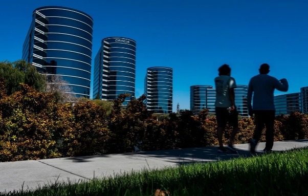Oracle Hitting Record High Amid Stargate Corporation with OpenAI: Powering AI’s Future, One Gigawatt at a Time