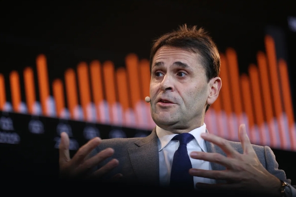 ASML’s Q2 Earnings Shine, but CEO Cools 2026 Growth Outlook Amid Trade Tensions