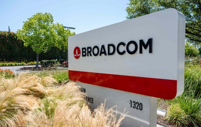 Broadcom's AI Bet Falls Short, Sending Shares Tumbling Despite Beat - Article cover image