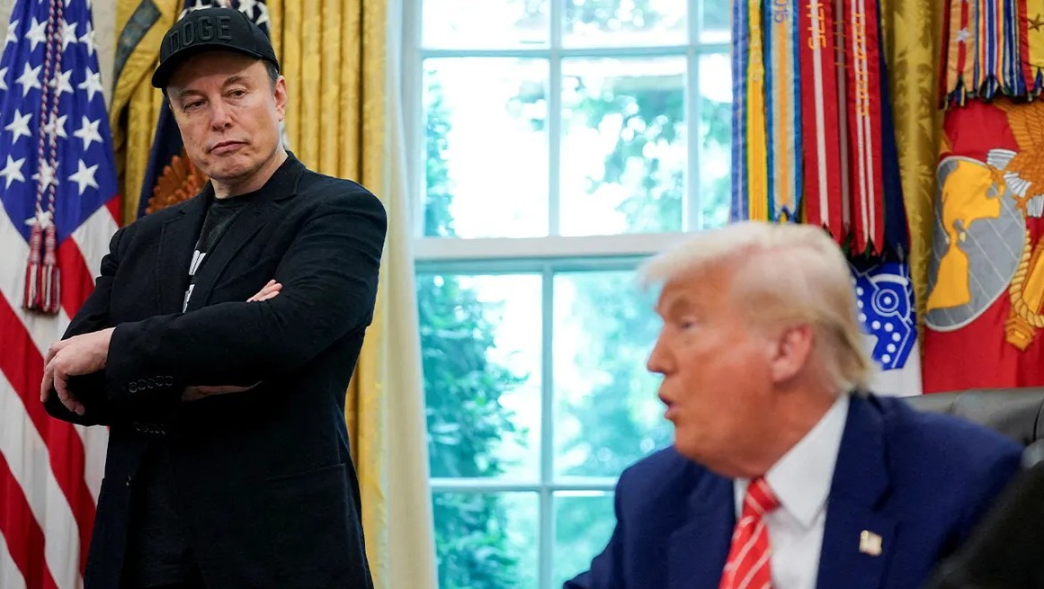 Tesla Earnings Triple Miss as Musk’s Political Turmoil and Rising Chinese Competition Weigh Heavy — Even Big Dreams Fall Flat