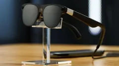 Google Enters AI Glasses Race, Unlocking a New Growth Engine