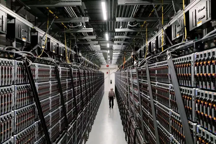 HPE's 36% Jump Turns AI Servers Into a Margin and Cash-Flow Test
