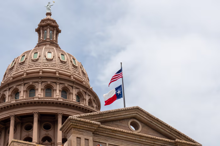 Texas Democrats leave state to foil GOP effort to redraw congressional districts - WSJ