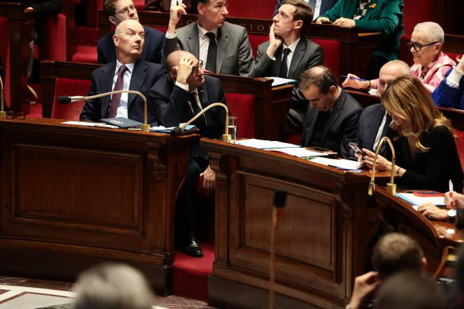 France's 5% Bond Is the Real Warning Underneath the Paris Riots | AInvest