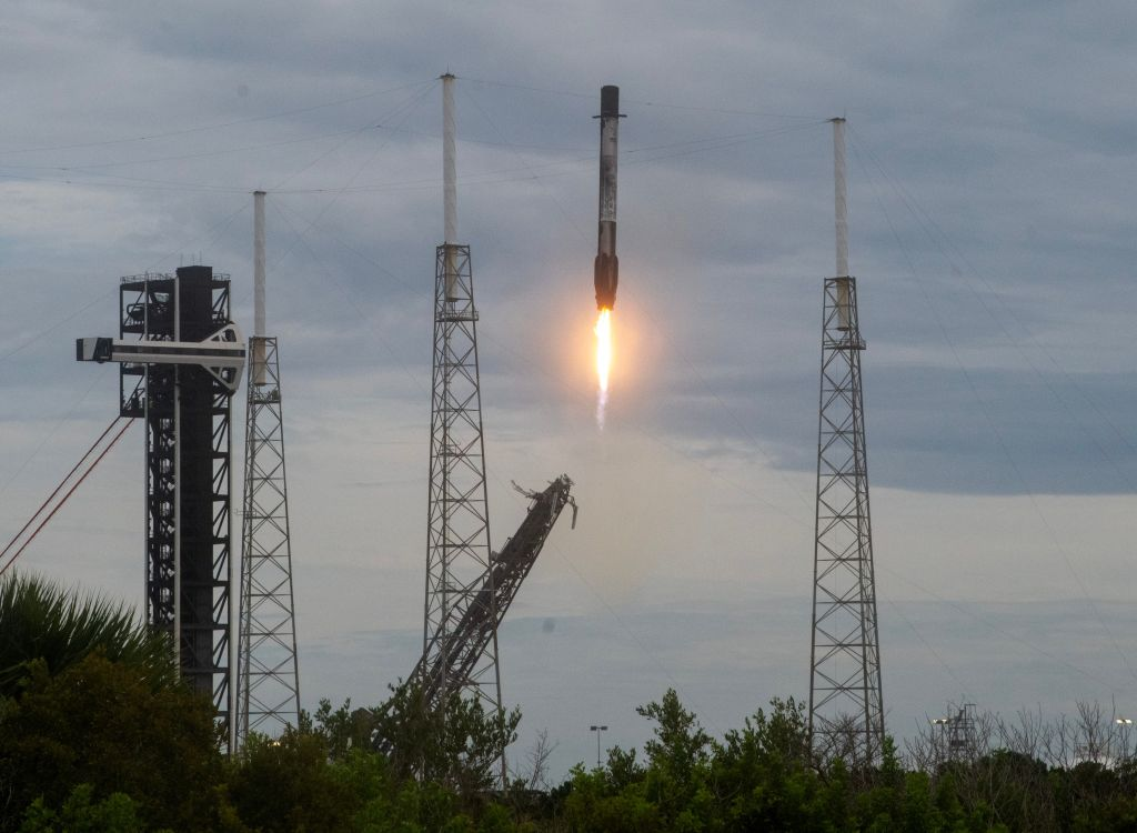 SpaceX's 10% jump prices a $3.5 trillion merger that has no price - the ...